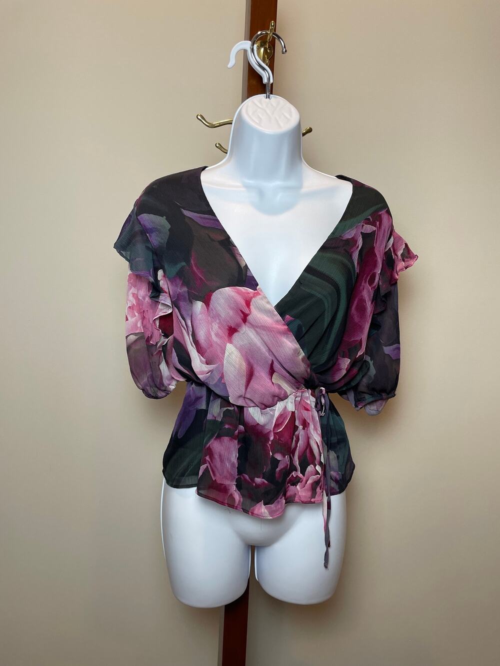 Express Chiffon Cinched‑Waist Balloon Sleeve Floral Top Size M